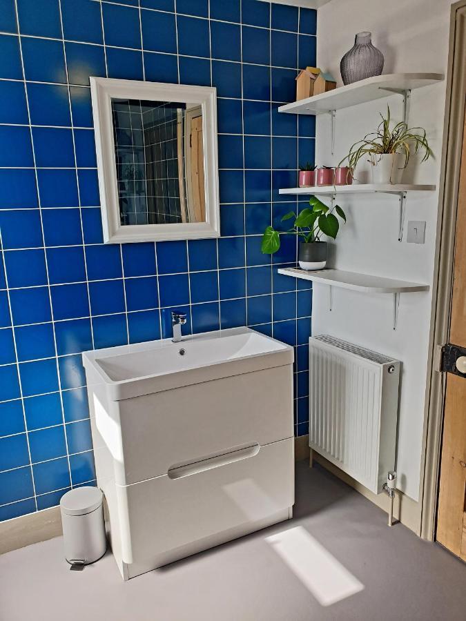Time & Tide Town House Villa Сийфорд Екстериор снимка